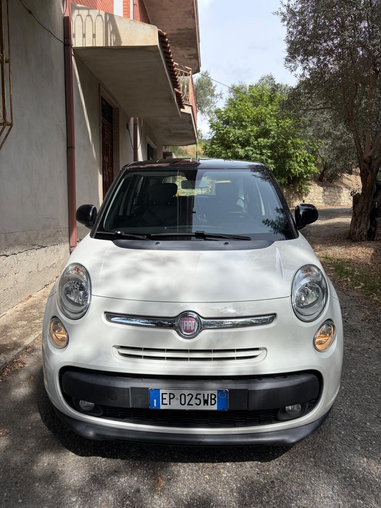 FIAT 500L 1.3 MTJ 85CV UNICA POCHI KM BI COLORE LEGGI