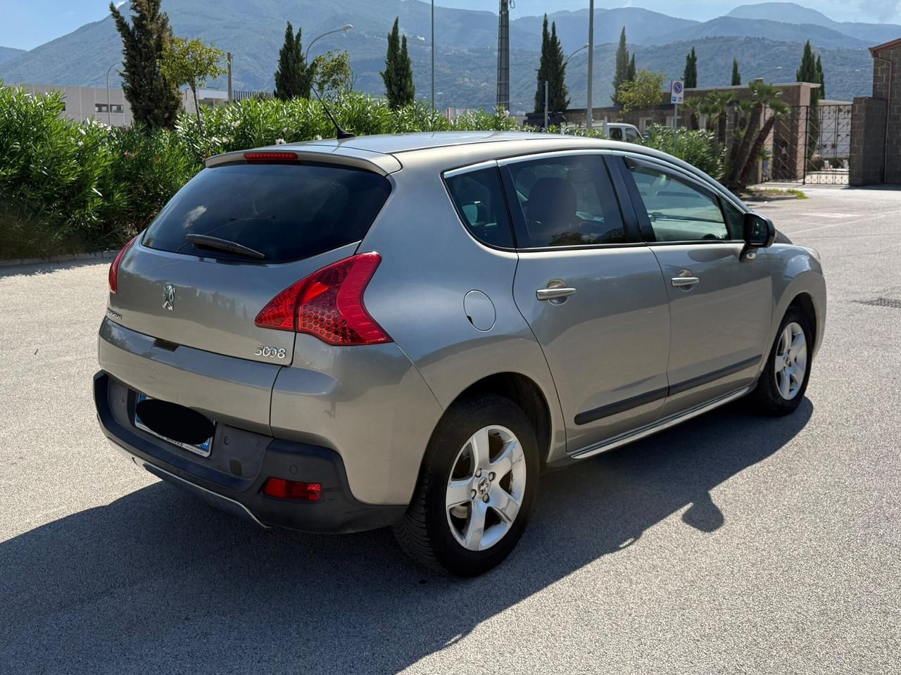 Peugeot 3008 Automatica 1.6 diesel 12 MESI DI GARANZIA