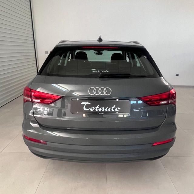 AUDI Q3 35 TDI S tronic Business