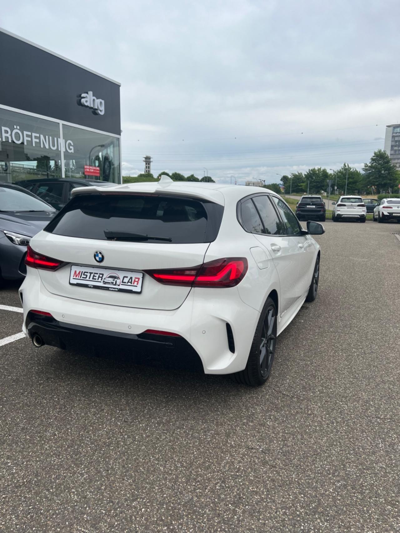 Bmw 118 118i 5p. Msport