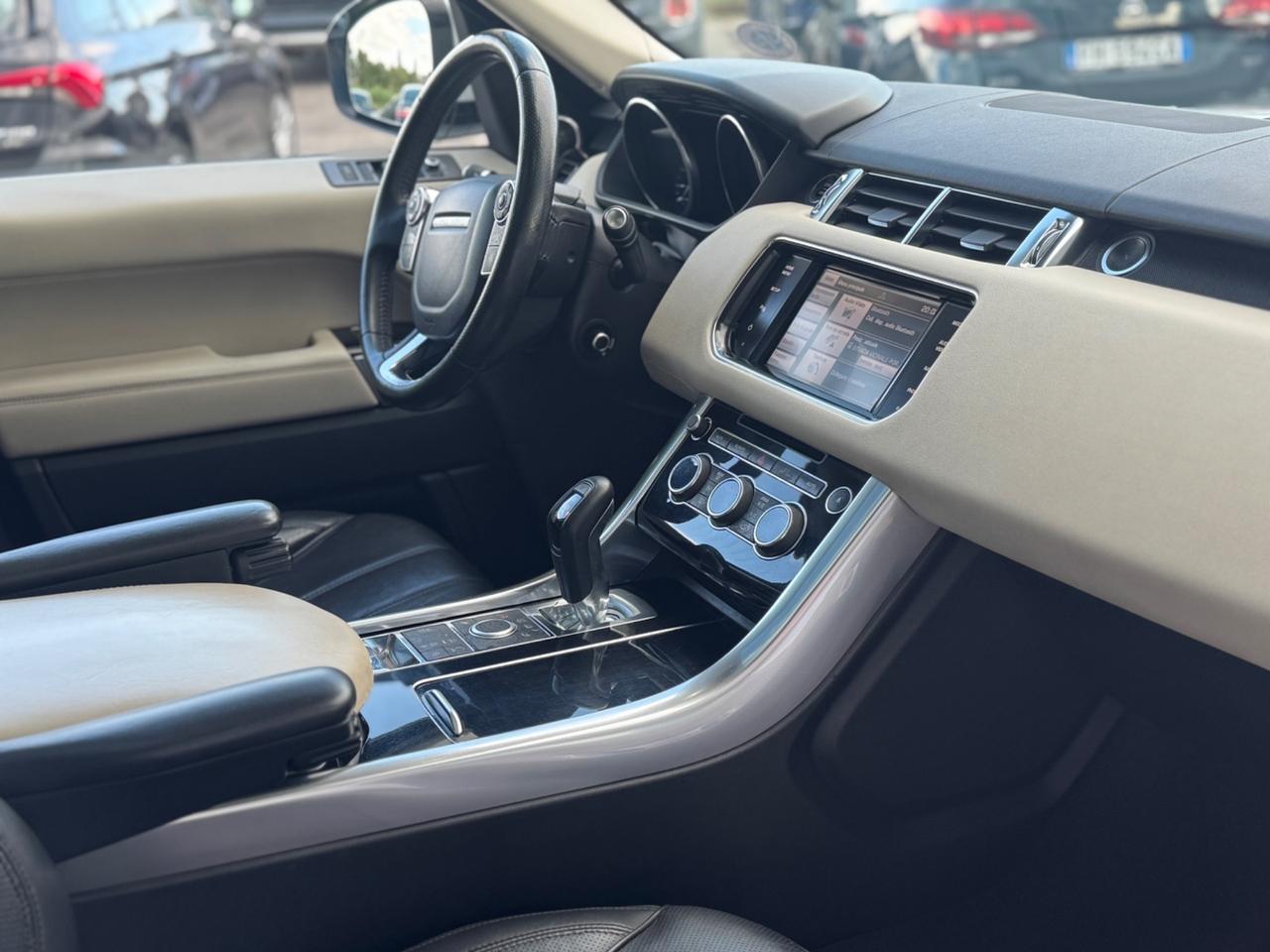 Land Rover Range Sport 3.0 TDV6 HSE Dynamic TETTO