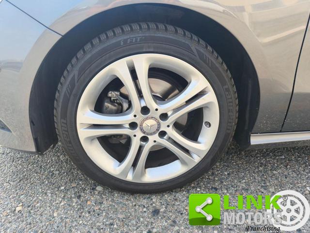 MERCEDES-BENZ A 180 Premium