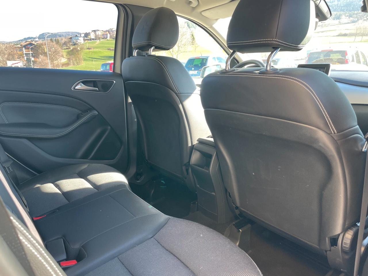 Mercedes-benz B 200 d Automatic 4Matic Sport "SOLI 77.000 KM"