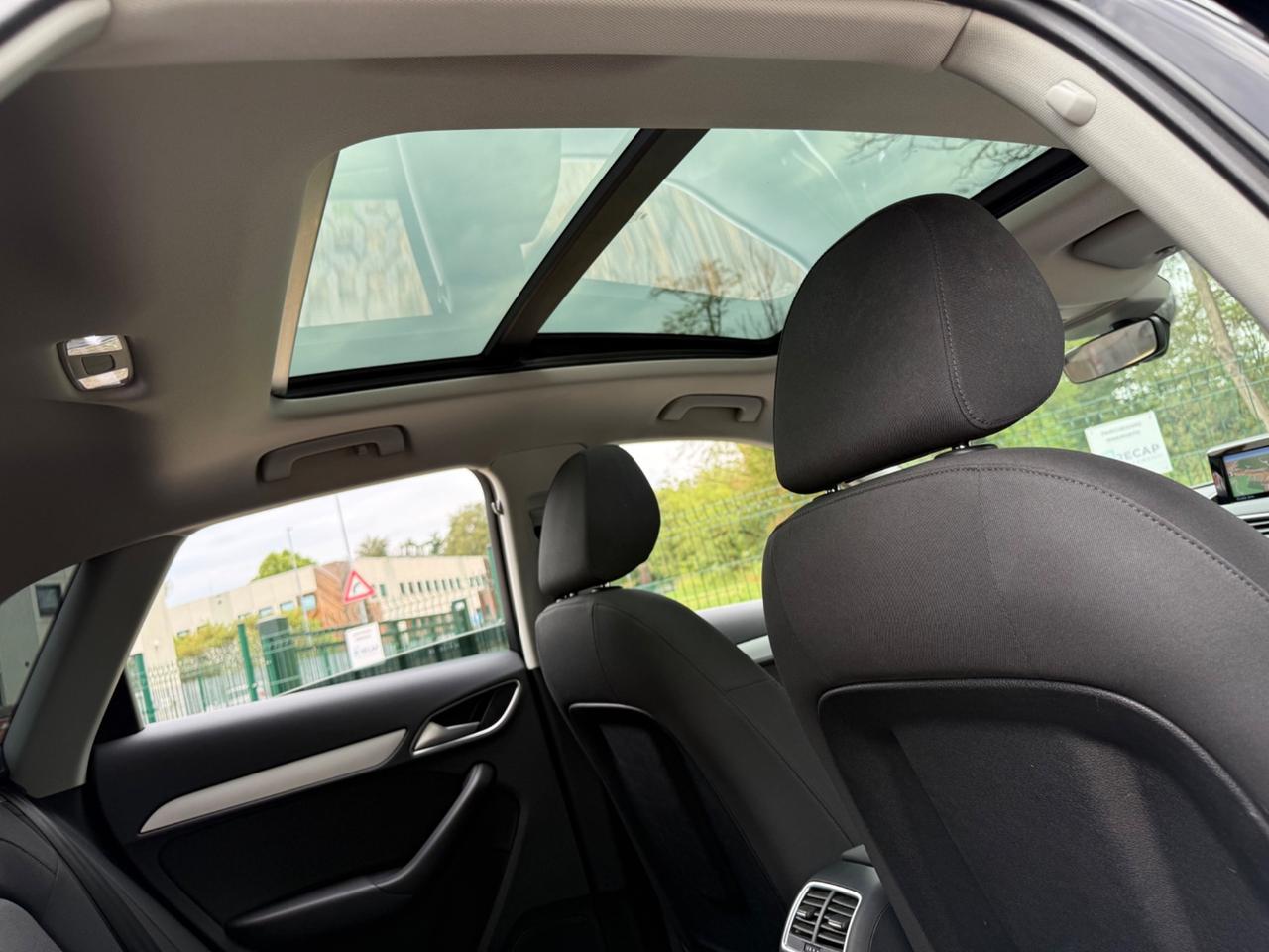 Audi Q3 2.0 TDI 120 CV S tronic Panorama*Cerchi*Led*Pec