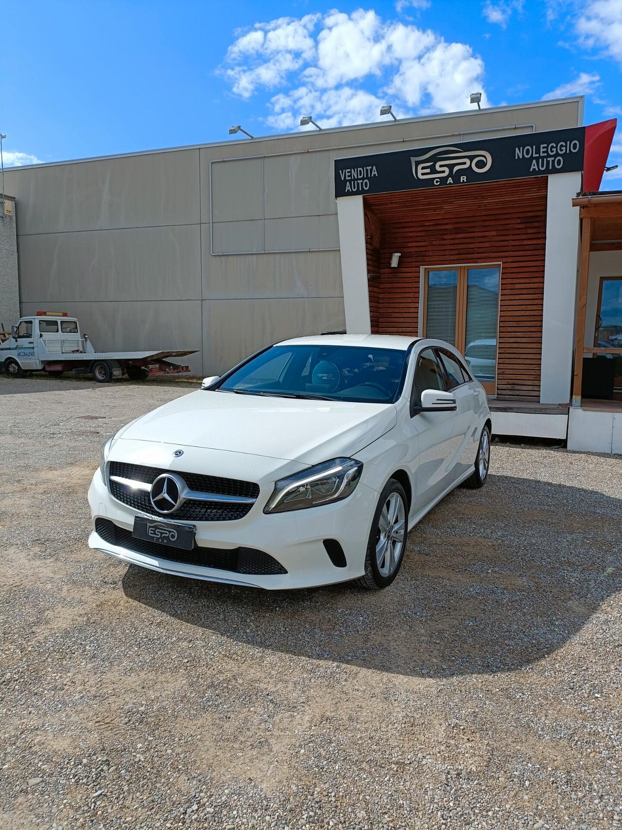 Mercedes-benz A 180 d Premium