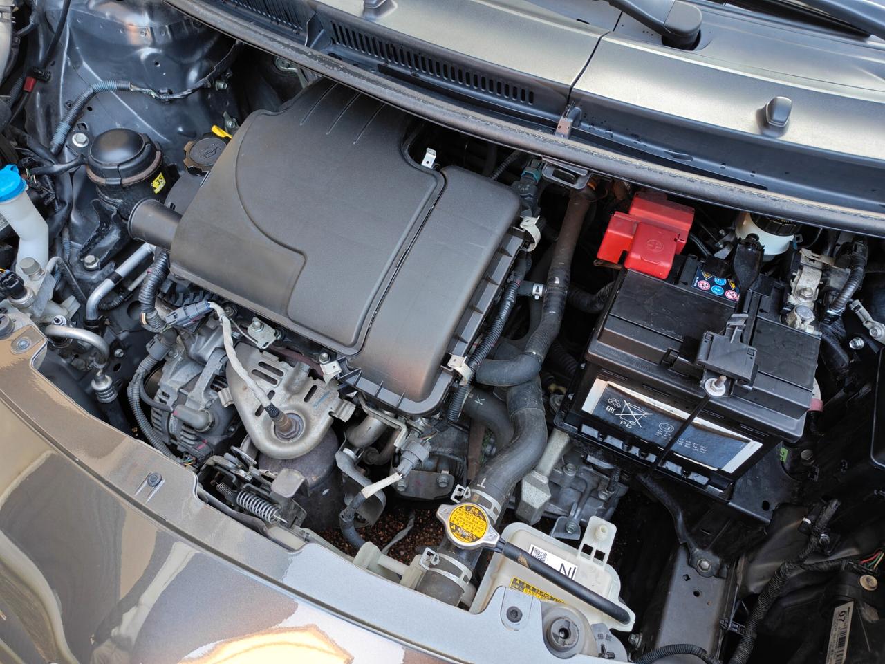 Toyota Yaris 1.0 BENZINA 70cv / 25.250km / Unipro