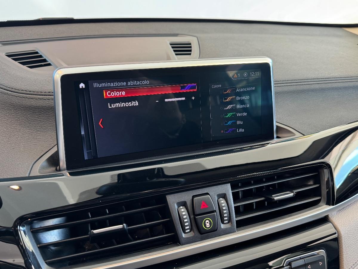 BMW X1 sDrive 18d xLine Pelle/Ambient Light