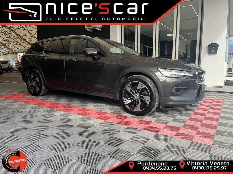 Volvo V60 Cross Country B4 (d) AWD Geartronic