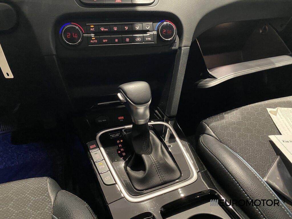 Kia Xceed 1.6 CRDi MHEV Business DCT