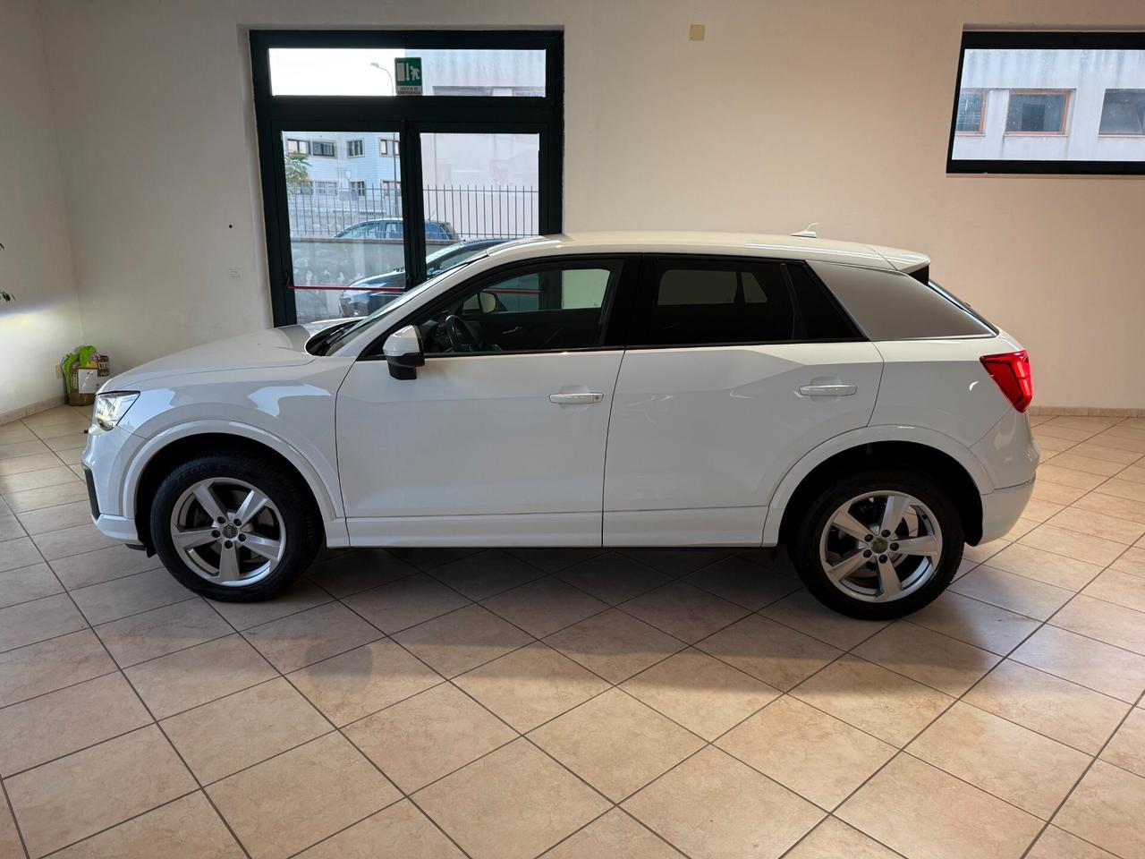 Audi Q2 I 1.6 30 tdi Sport s-tronic Matrix Frecce Dynamiche Navi Sensori
