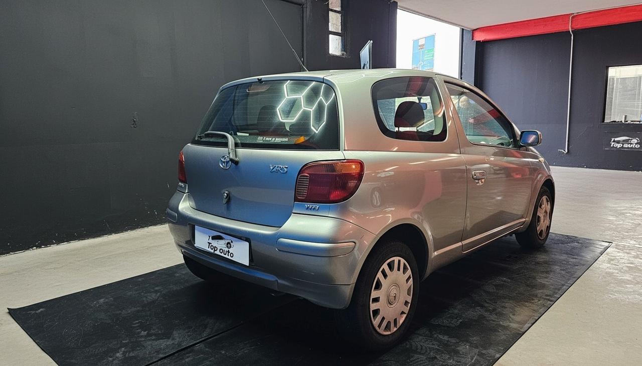 Toyota Yaris 1.0i 16V cat 5 porte