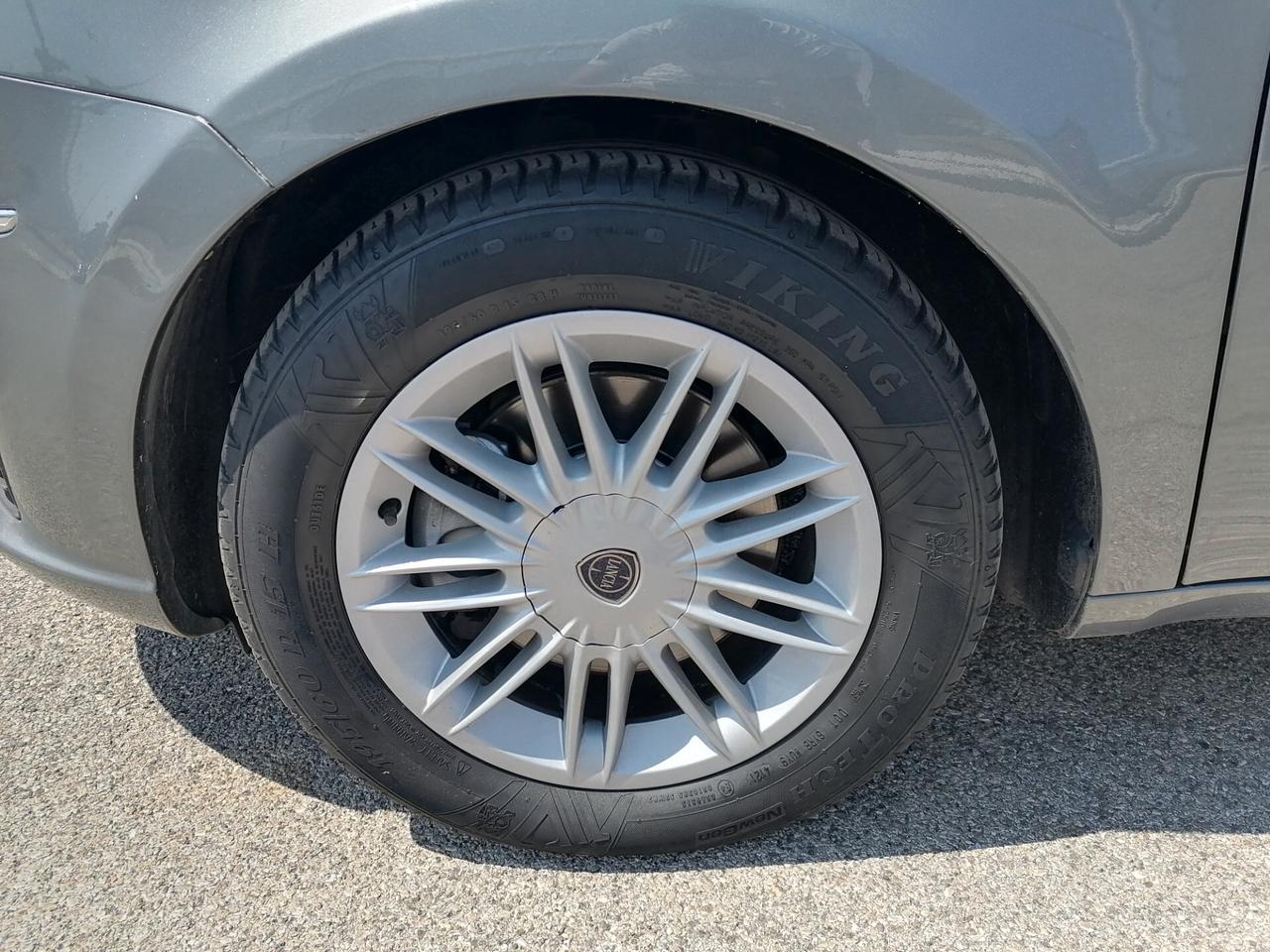 Lancia MUSA 1.3 Mjt 95 CV Gold 2011