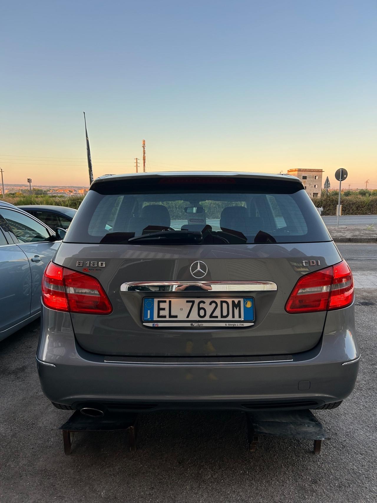 Mercedes-benz B 180 CDI BlueEFFICIENCY Executive