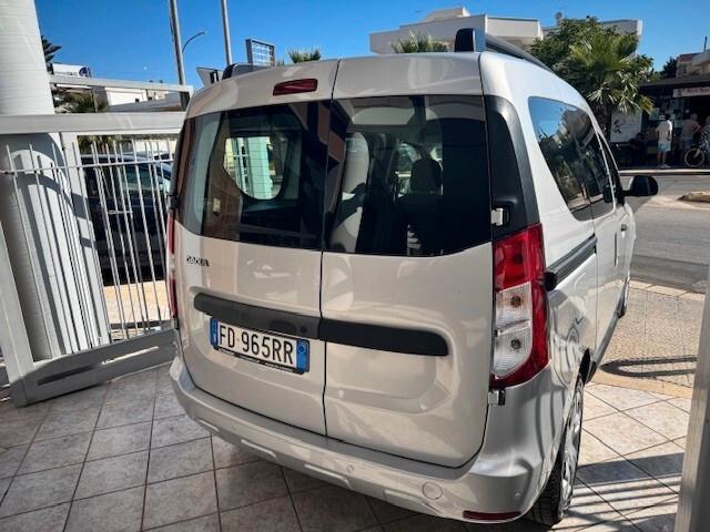 Dacia Dokker 1.5 dCi 8V 90CV Start&Stop Serie Speciale Lauréate Family