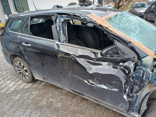 Fiat Tipo S.W 1.6 Mjt DCT Incidentata 2020