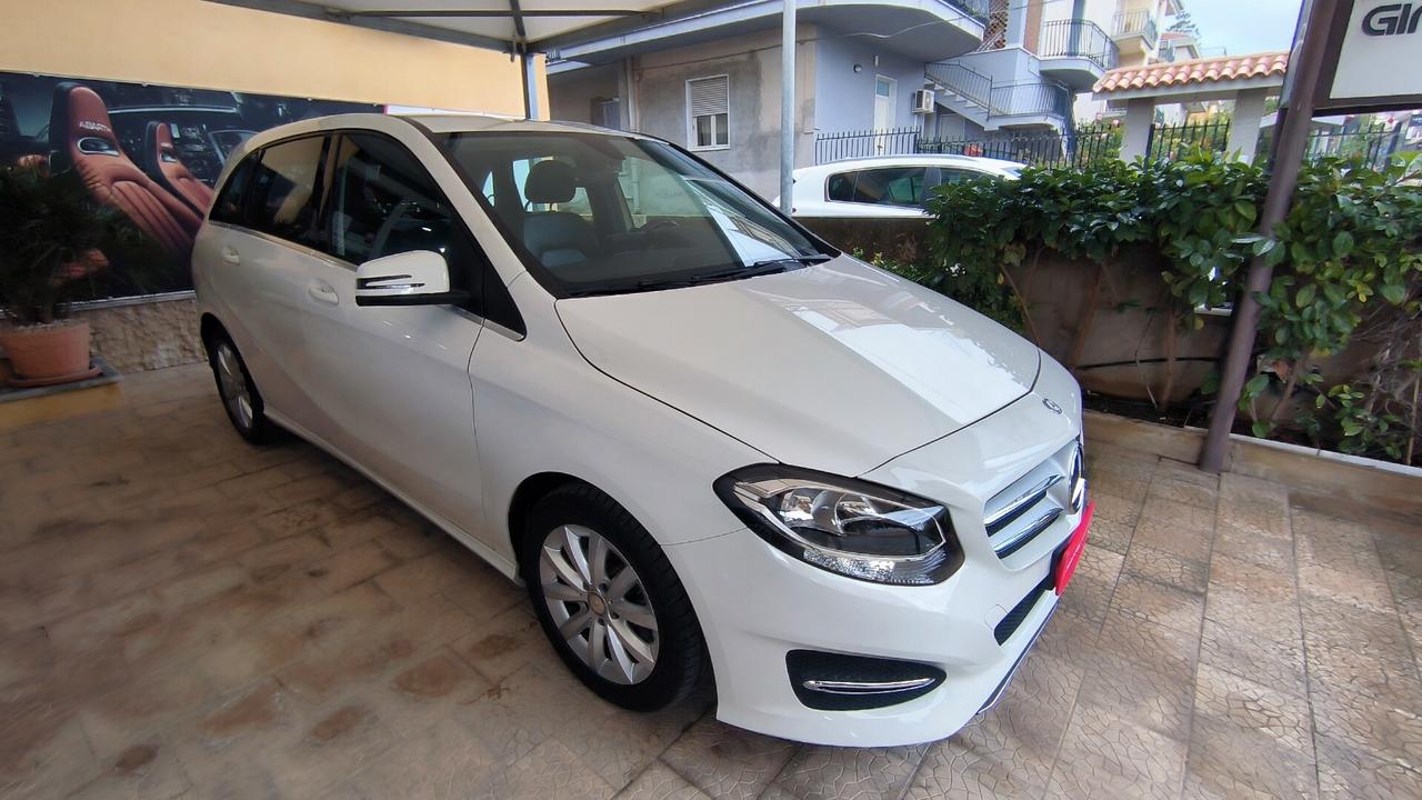 Mercedes-benz B 180 B 180 d Automatic Sport