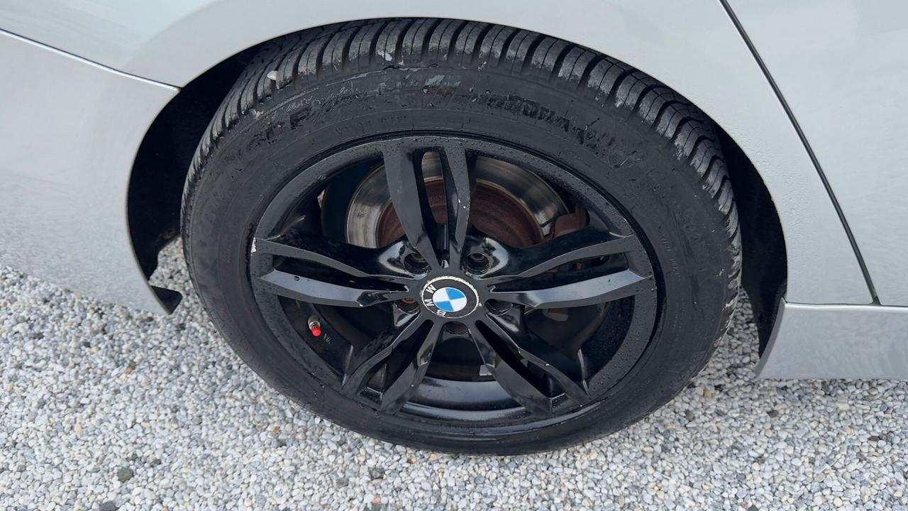 Bmw 318 318d Touring Business Advantage aut.
