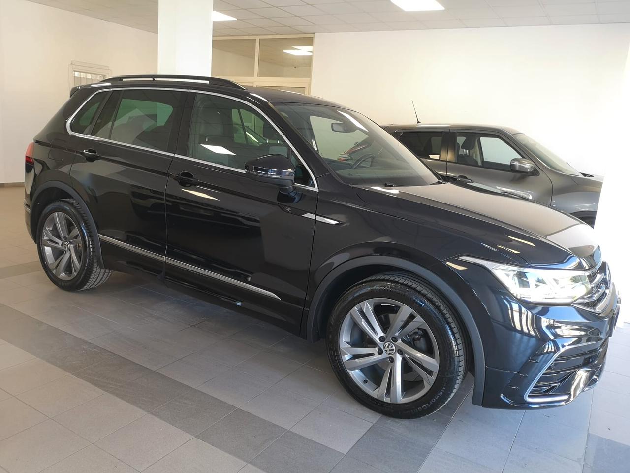 Volkswagen Tiguan 2.0 TDI 150 CV DSG R-Line 2021