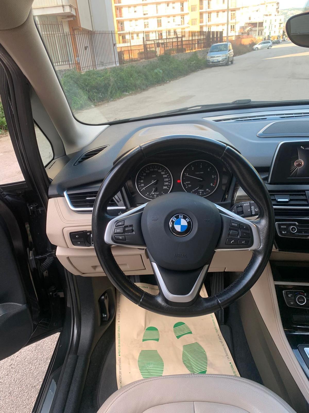 Bmw 218 220d xDrive Coupé Advantage