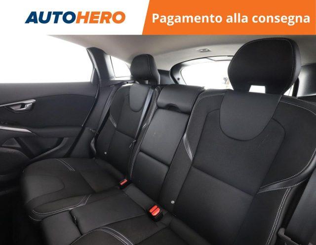 VOLVO V40 T2 Plus
