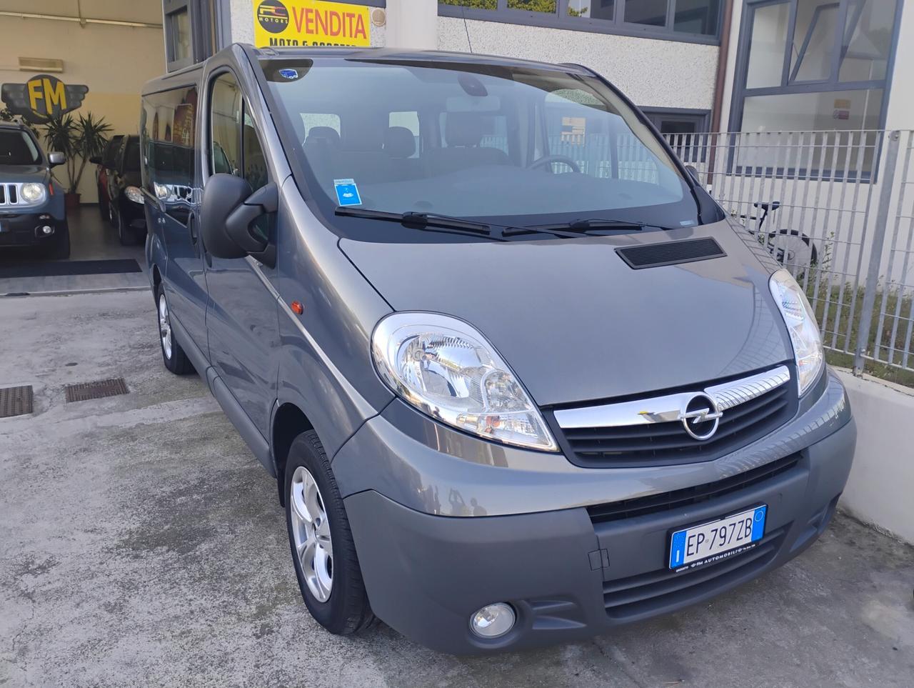 Opel Vivaro 29 2.0 CDTI PC 9 POSTI