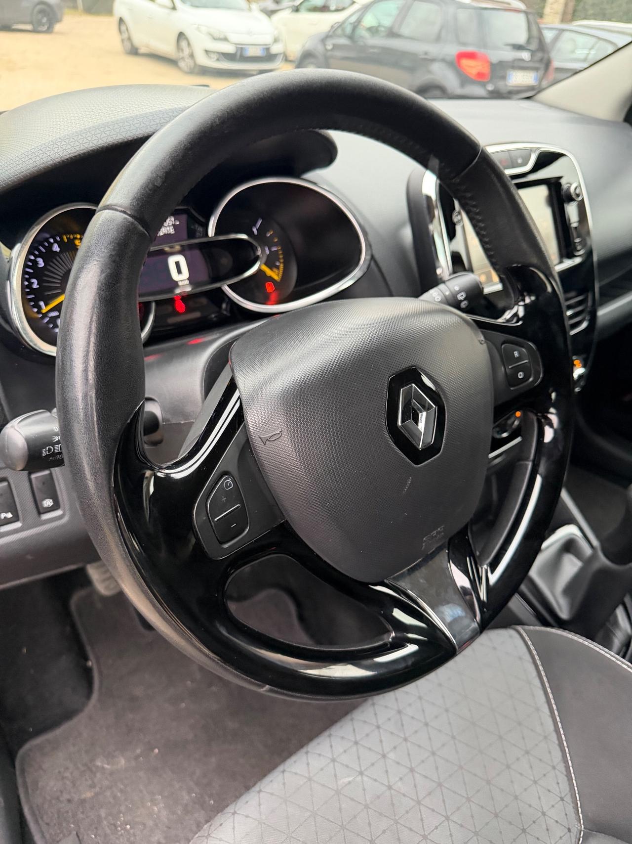 Renault CLIO 1.5 dCi 8V 5P LIVE KMCERT NEOPAT GARANZ