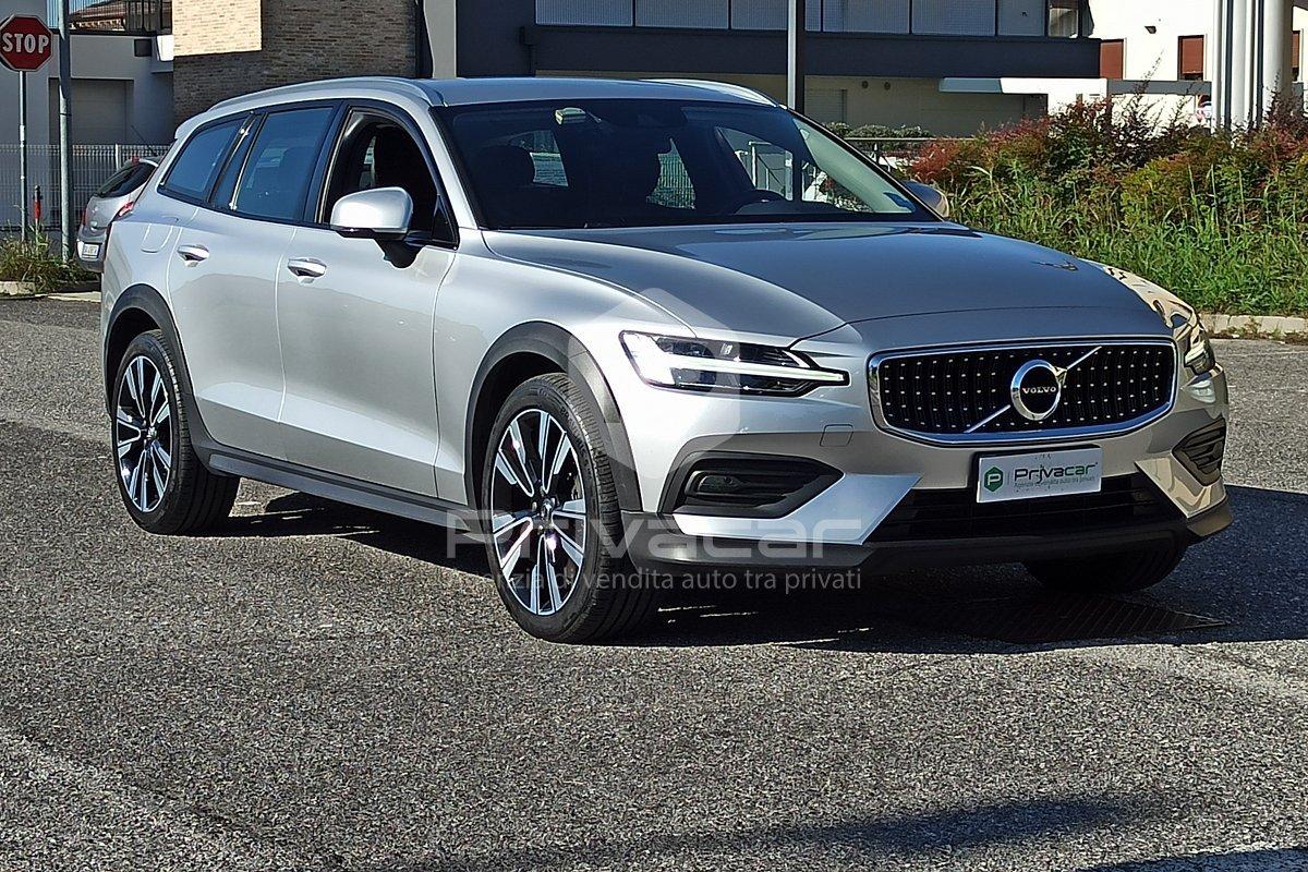 VOLVO V60 Cross Country D4 AWD Geartronic Pro