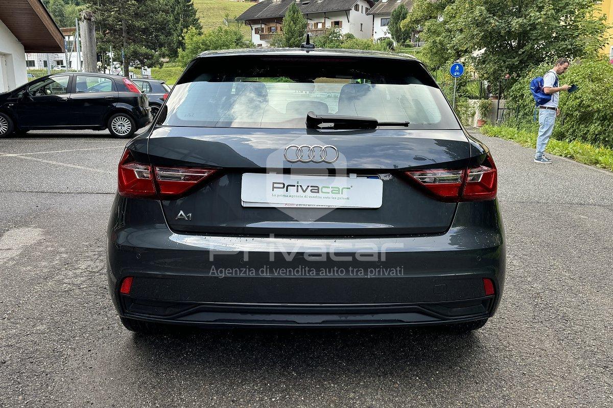 AUDI A1 citycarver 30 TFSI Identity Contrast