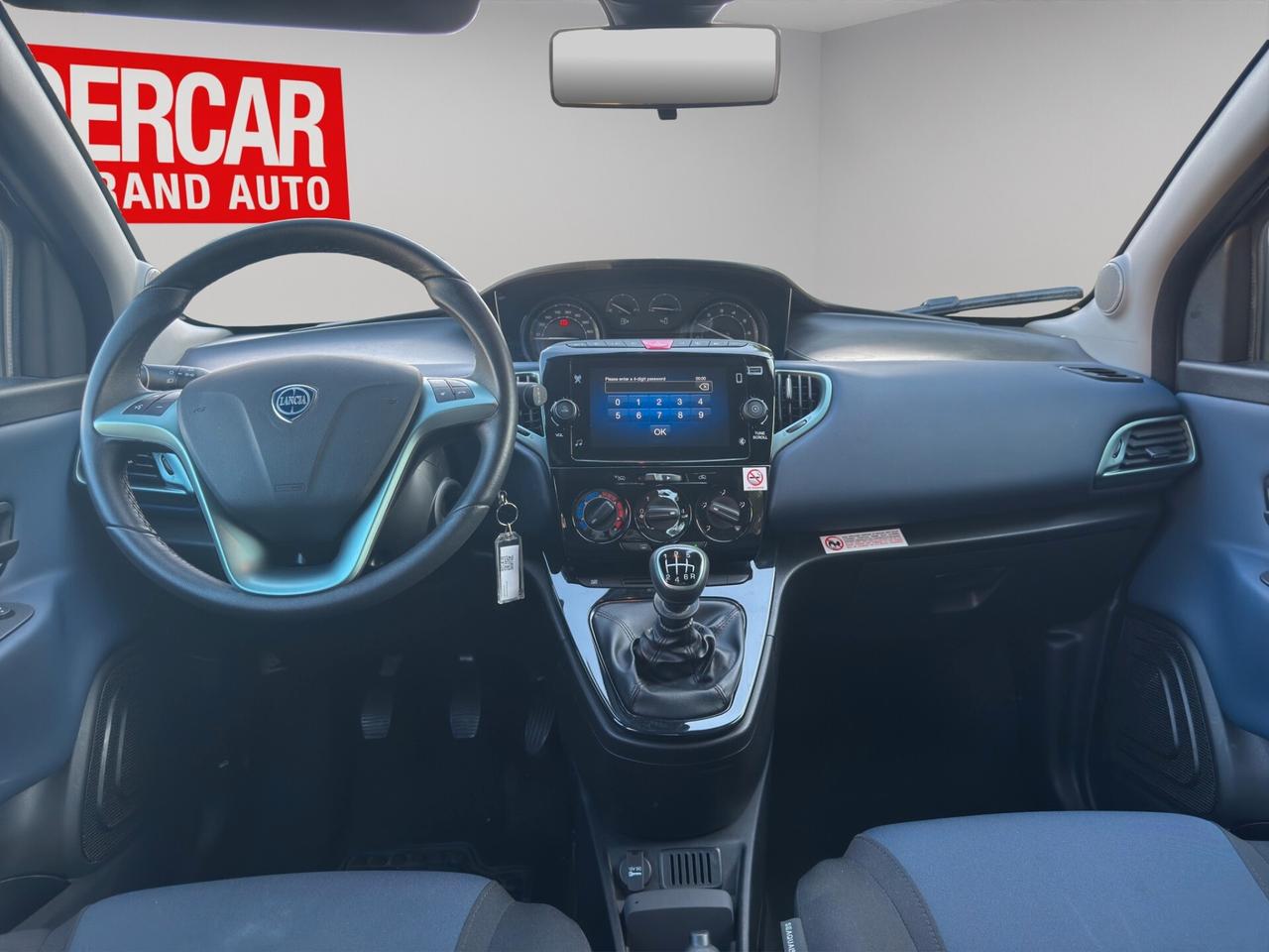 Lancia Ypsilon 1.0 FireFly 5 porte S&S Hybrid Platino