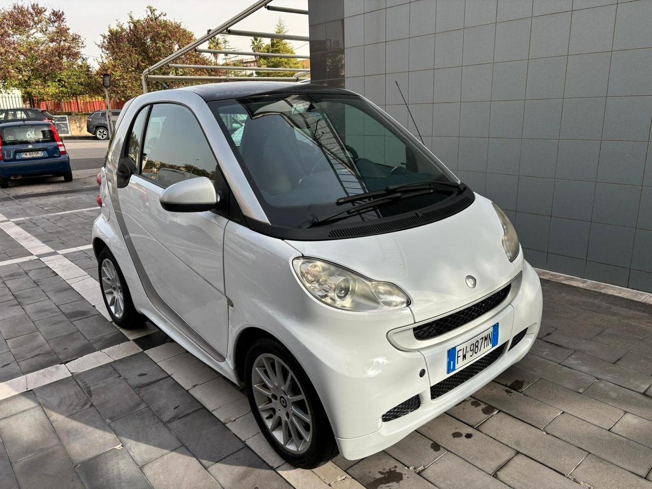 Smart ForTwo 1000 52 kW coupé pure