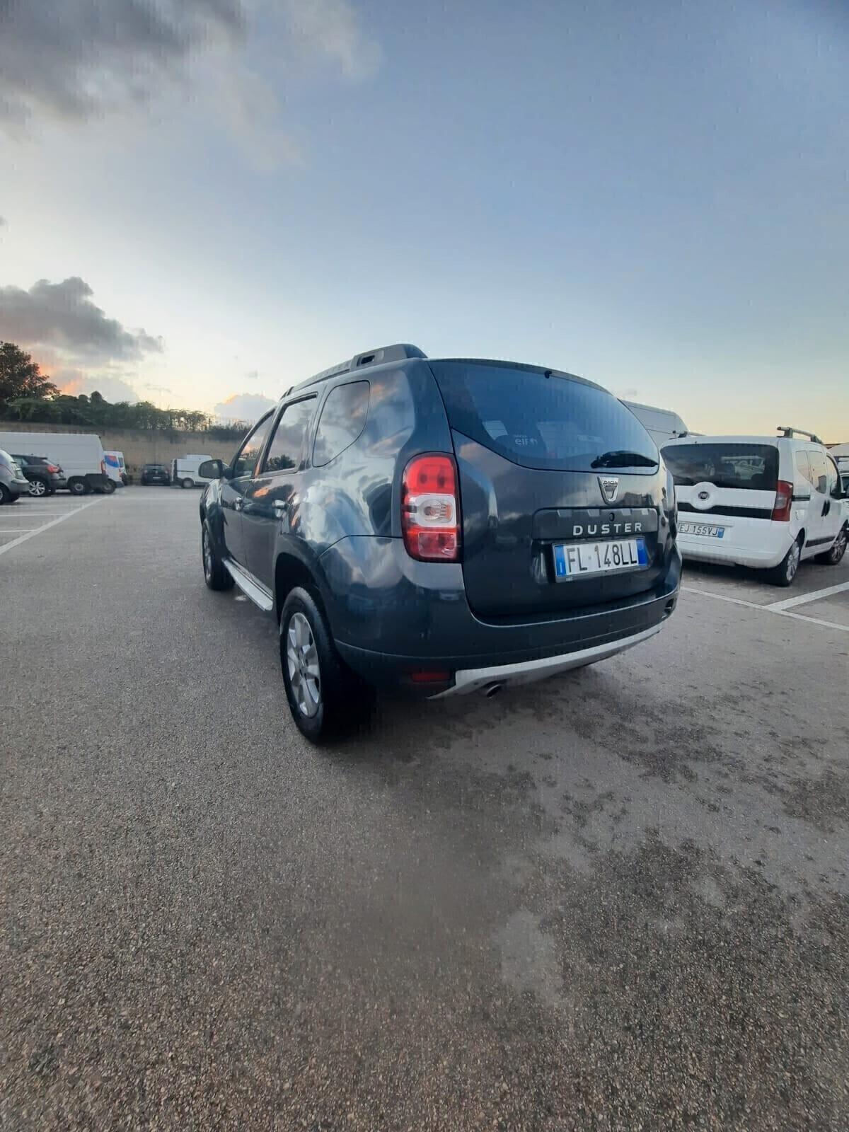 Dacia Duster speciale brave con camera posteriore