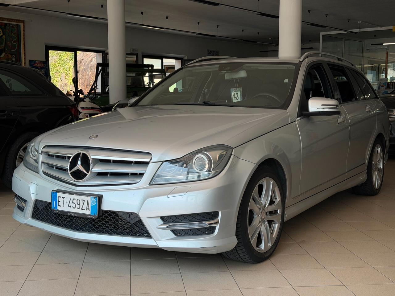 Mercedes-Benz C 220 NB. descrizione