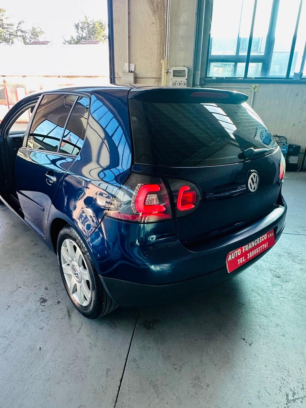 Volkswagen Golf 2.0 16V TDI 5p. Sportline