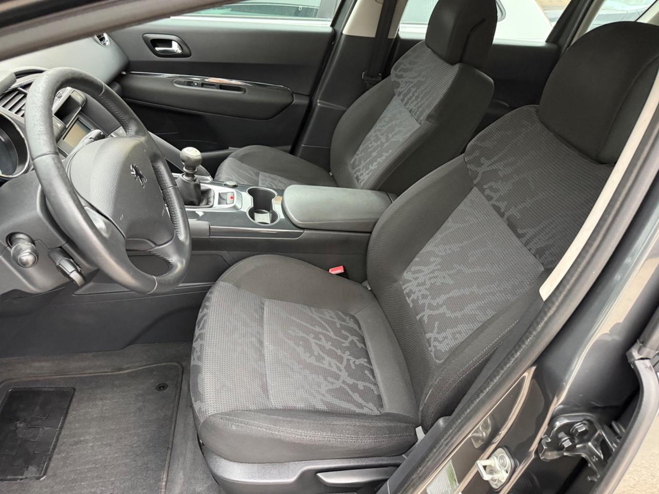 Peugeot 3008 1.6 HDi 110CV Premium