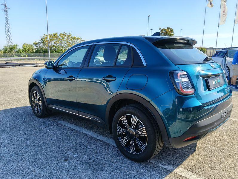 FIAT 600 1.2 hybrid 145cv auto