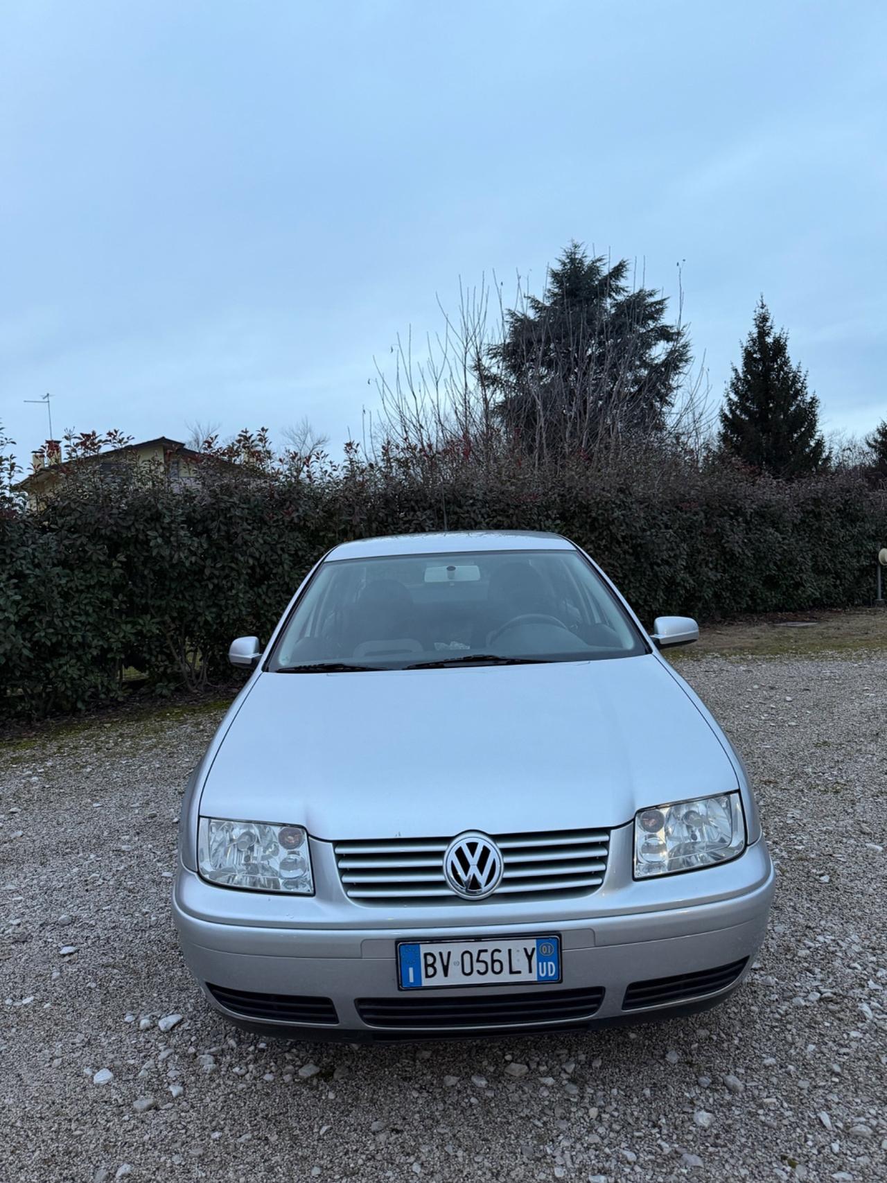 Volkswagen Bora 1.6 16V cat Trendline