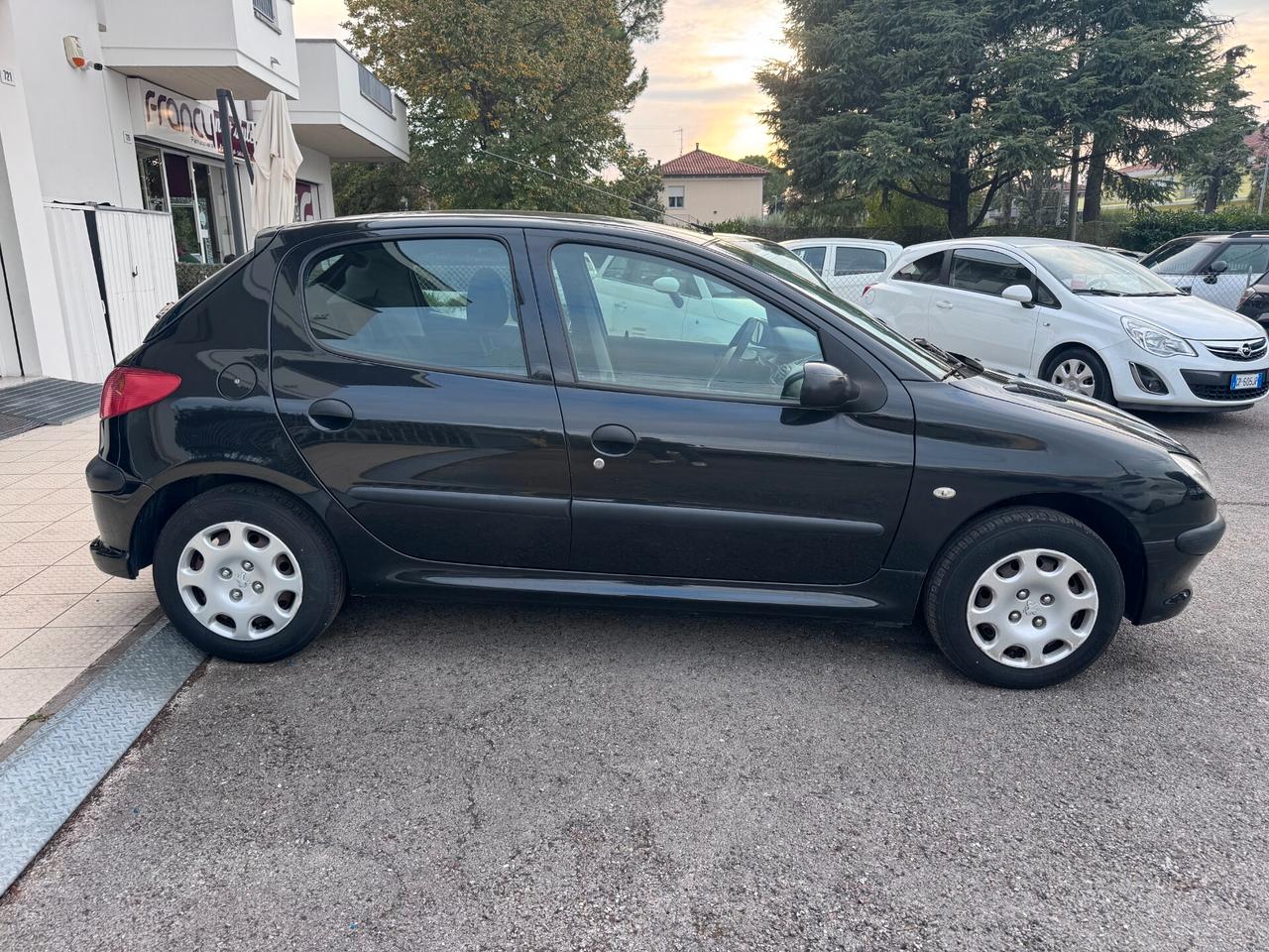 Peugeot 206 1.4 5p. Enfant Terrible