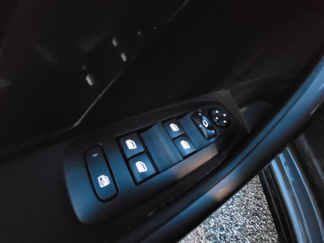 OFFERTA-Peugeot 2008-OFFERTA