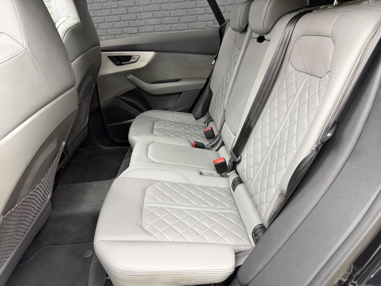 Audi Q8 50 TDI 286 CV 3x S-LINE ITA UFF STRA FULL