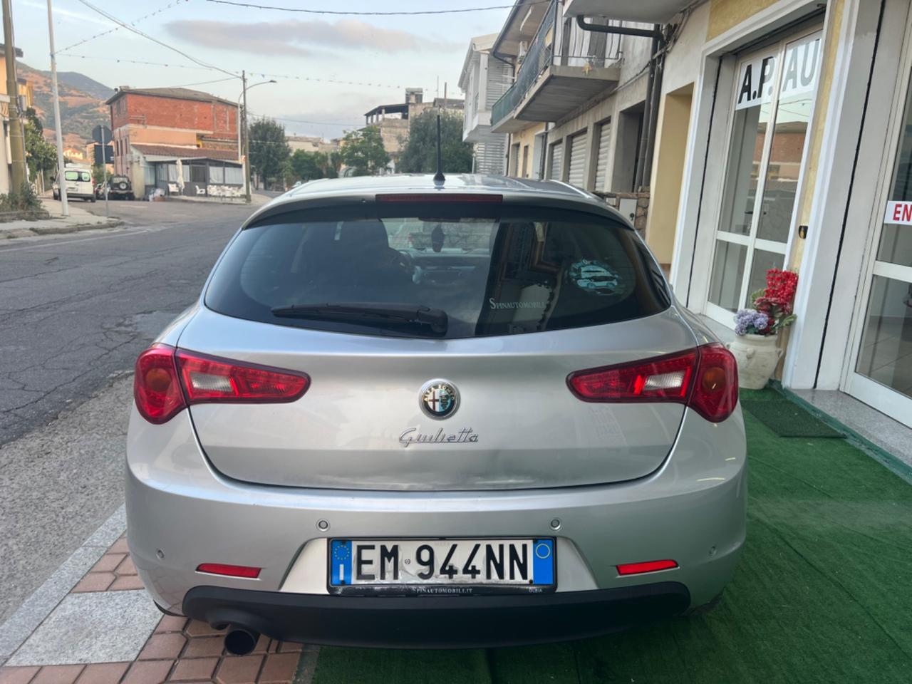 Alfa Romeo Giulietta 1.6 JTDm-2 105 CV Exclusive