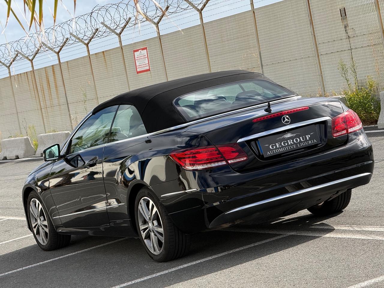 Mercedes-benz E 220 Cabrio-NAVI-AUTOMATICO-PERMUTABILE-.