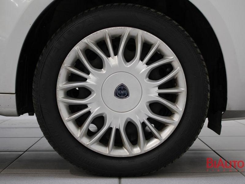 Lancia Ypsilon 1.3 MJT 16V 80 CV 5 porte S&S Gold