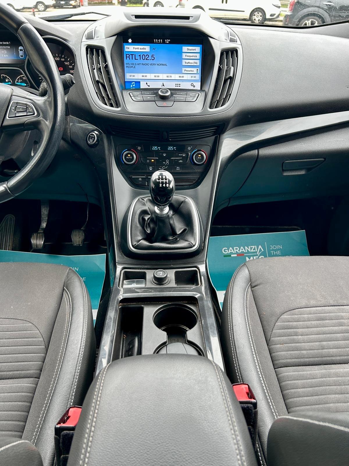 Ford Kuga 1.5 TDCI 120 CV S&S 2WD ST-Line