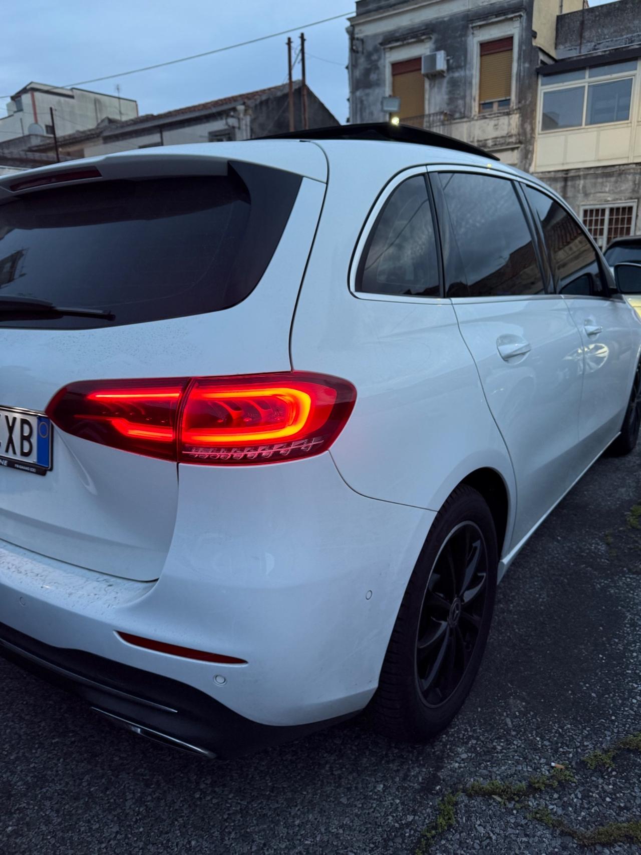 Mercedes-benz B 200 d Automatic Sport ANNO 2021