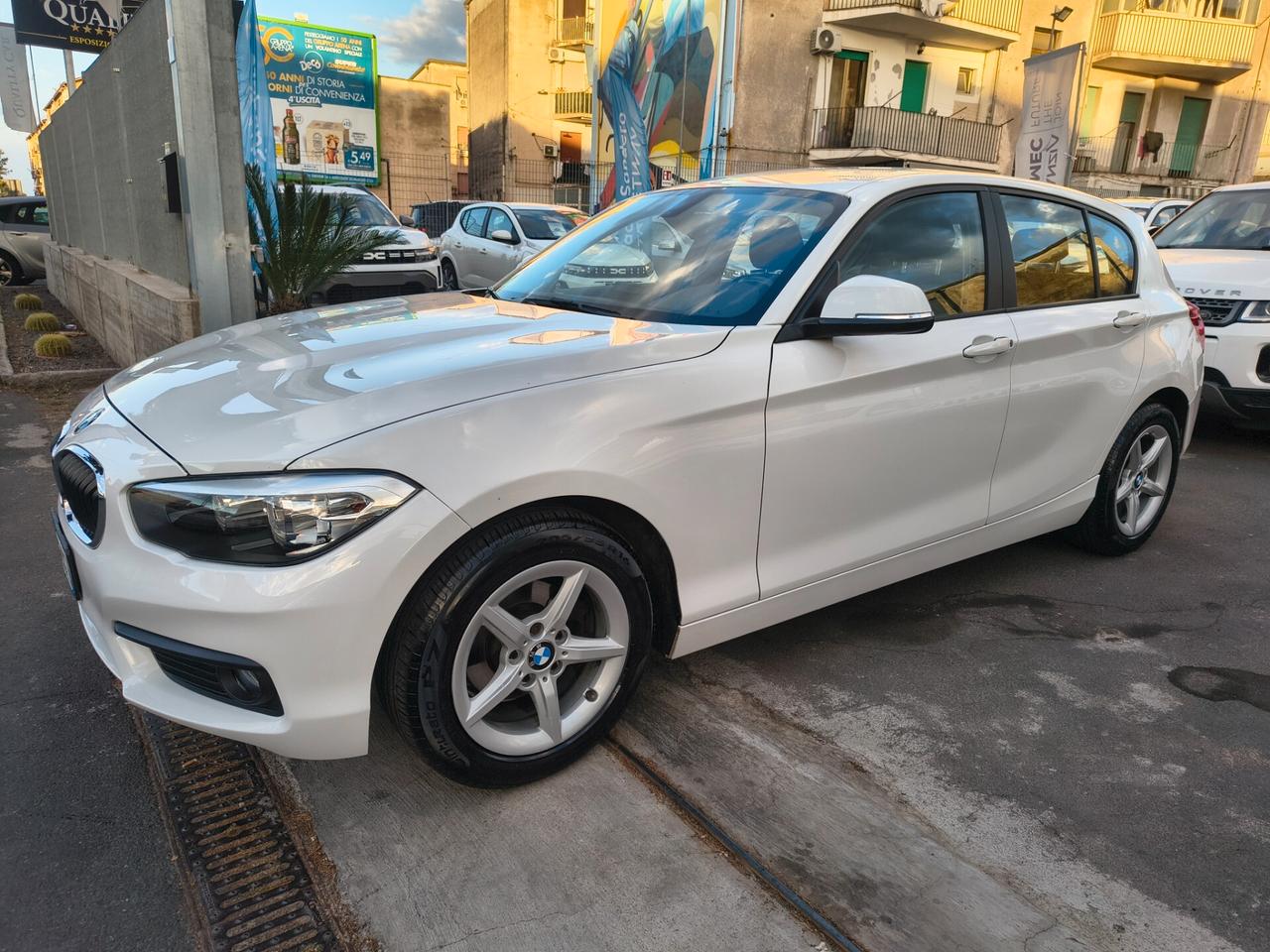 BMW SERIE 1 116 DIESEL SPORT 130.000 KM 2016