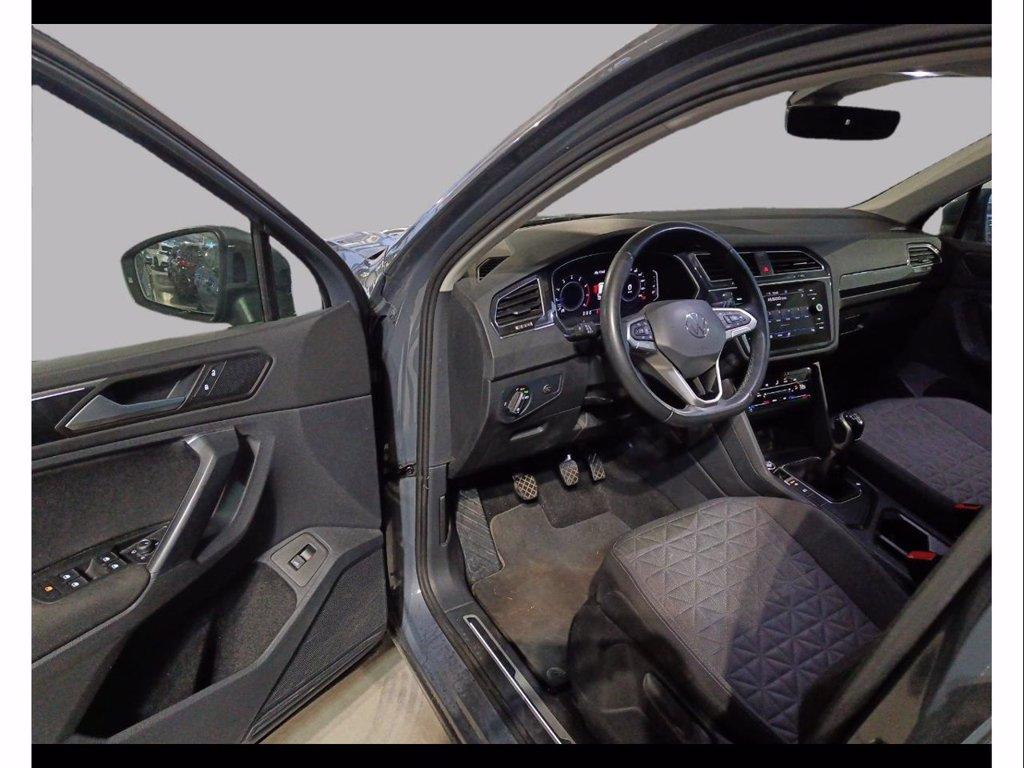 VOLKSWAGEN Tiguan 1.5 tsi life 130cv del 2023