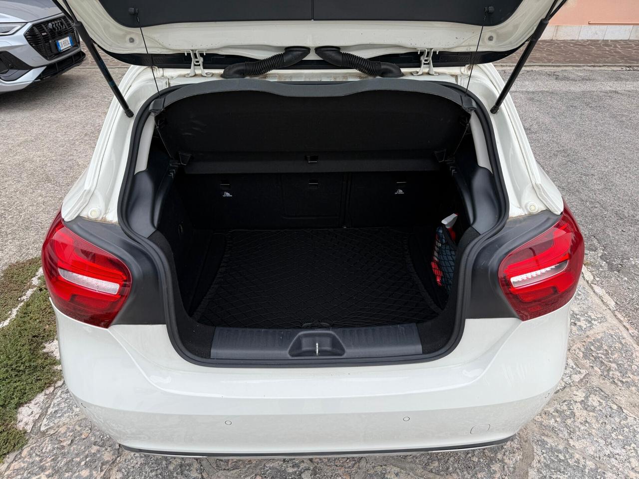 Mercedes-benz A 180 d Automatic Sport MULTICOLOR SUPER ACCESSORIATA