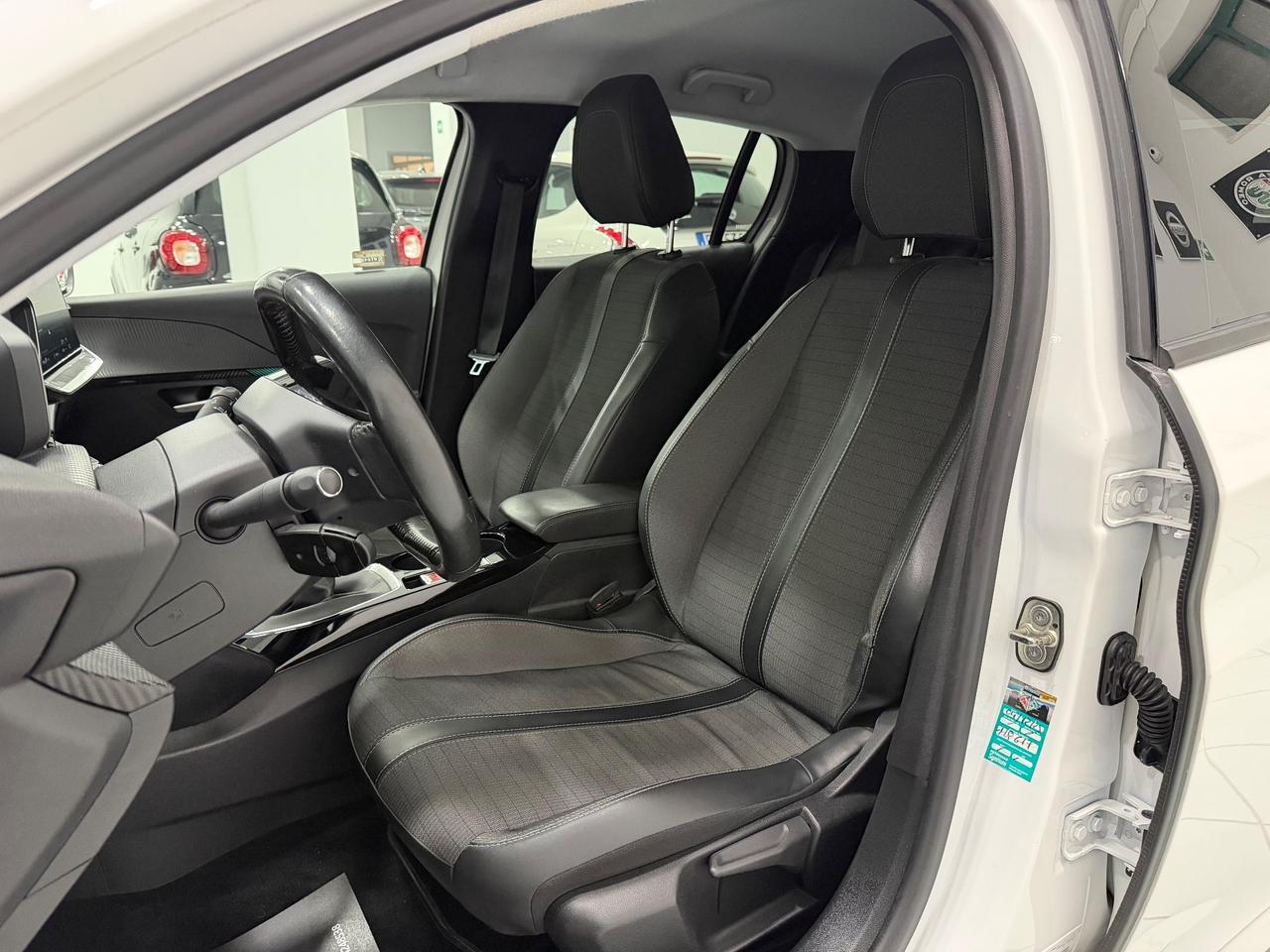 Peugeot 208 BlueHDi 100 Stop&Start 5 porte Allure Navi Pack