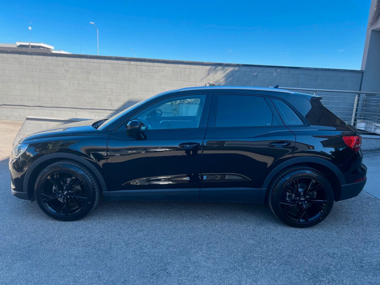Audi Q3 35 2.0 tdi 150cv Business s-tronic LED/VIRTUAL/ACC PERFETTA!!