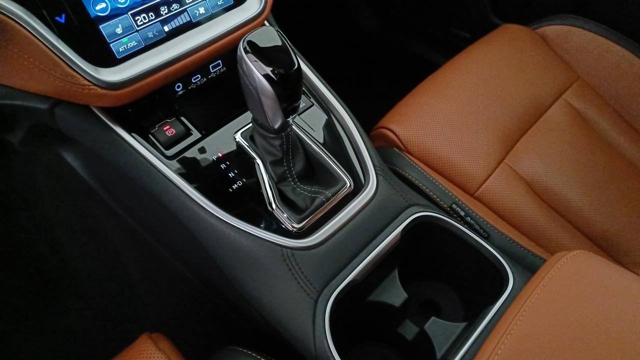 SUBARU Outback 2.5i Premium lineartronic